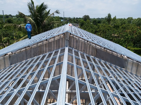Thi công mái nhà trọn gói tại Lâm Đồng