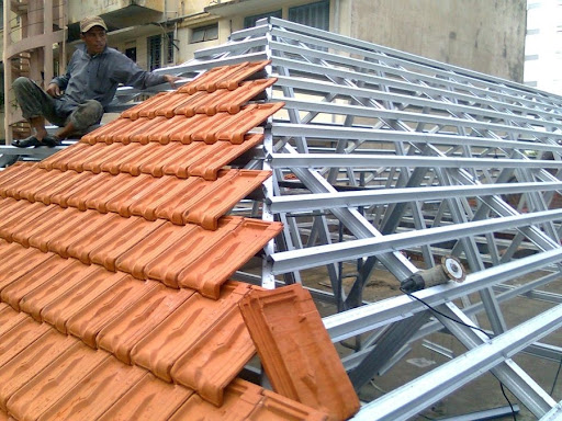 khung kèo thép nhẹ kết hợp mái ngói