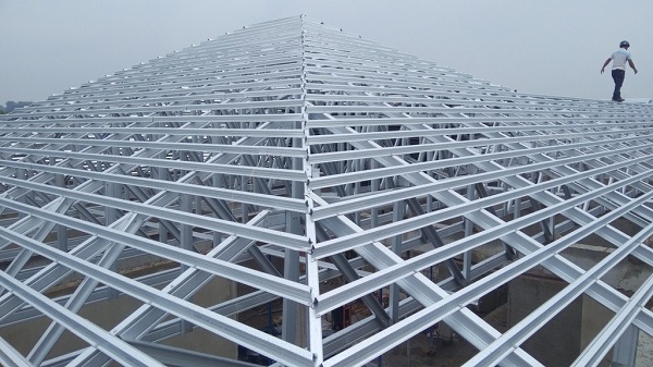 Thi công khung kèo thép nhẹ
