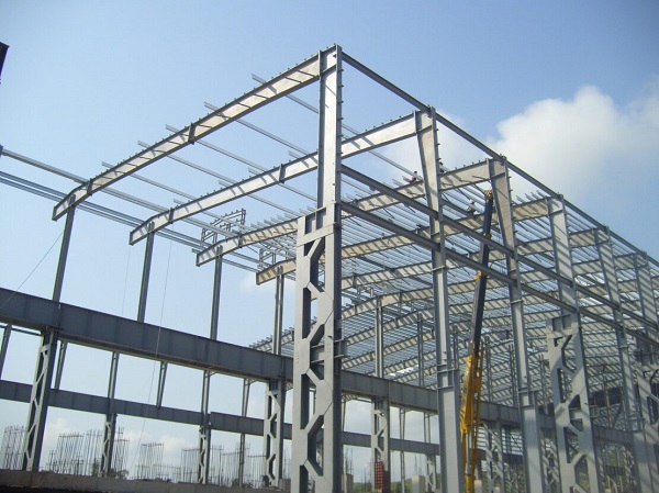 hệ giằng trong kết cấu thép